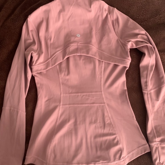 Lululemon Define Jacket in Dusty Mauve Size 6 - Picture 5 of 5